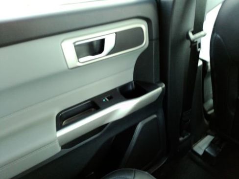 Used 2023 Ford Explorer XLT w/ Equipment Group 202A image 28