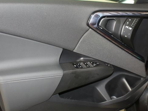 Used 2025 BMW X3 xDrive30i w/ Premium Package image 11