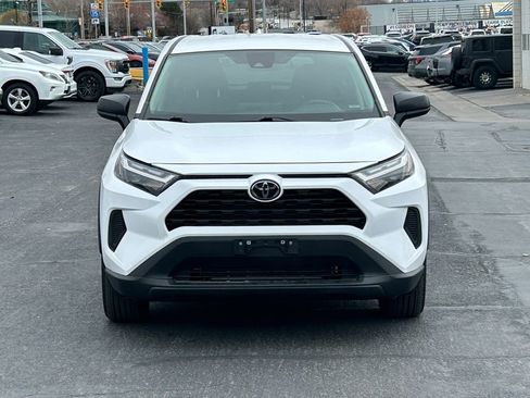 Used 2025 Toyota RAV4 LE image 10
