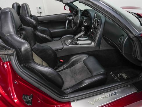 Used 2008 Dodge Viper SRT-10 RWD image 2