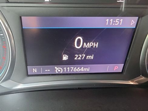Used 2020 Chevrolet Traverse LT w/ LPO, Floor Liner Package AWD/4WD image 8