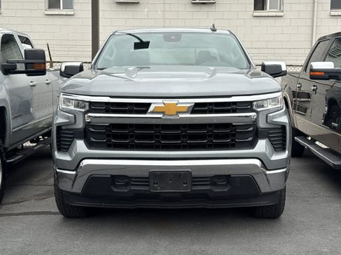 Used 2023 Chevrolet Silverado 1500 LT w/ Z71 Off-Road Package AWD/4WD image 2