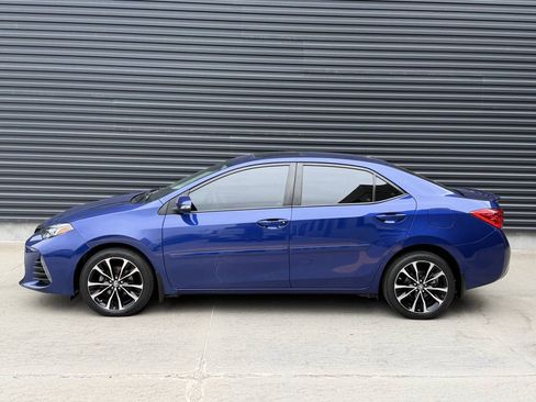 Used 2019 Toyota Corolla SE w/ Body Protection Package FWD image 9