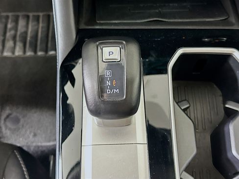 Used 2025 Mitsubishi Outlander SE FWD image 25