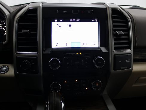 Used 2018 Ford F150 Lariat w/ Equipment Group 501A Mid image 30