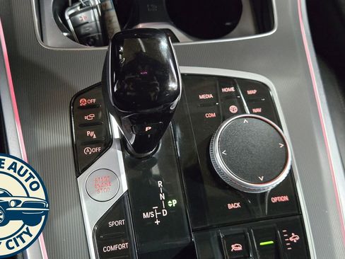 Used 2019 BMW X5 xDrive50i w/ Off-Road Package image 20