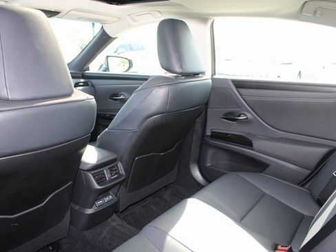 Certified 2023 Lexus ES 350 w/ Premium Package image 9