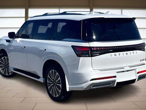 Used 2025 INFINITI QX80 Luxe w/ Exterior Package image 13