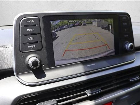 Used 2021 Kia Telluride S AWD/4WD image 18