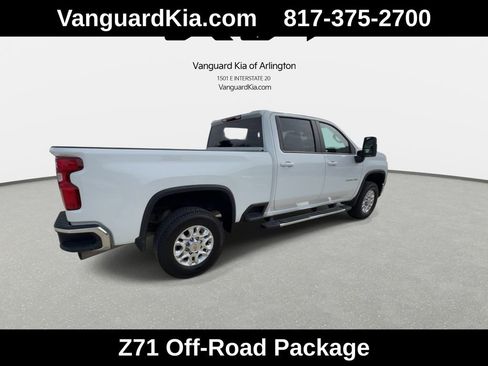 Used 2025 Chevrolet Silverado 2500 LT AWD/4WD image 9