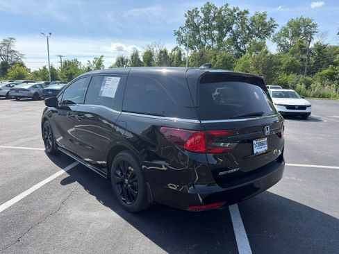 Used 2024 Honda Odyssey Sport image 6