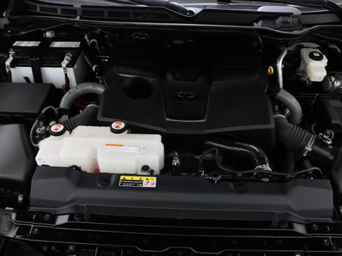 Used 2024 Toyota Tundra Limited image 40