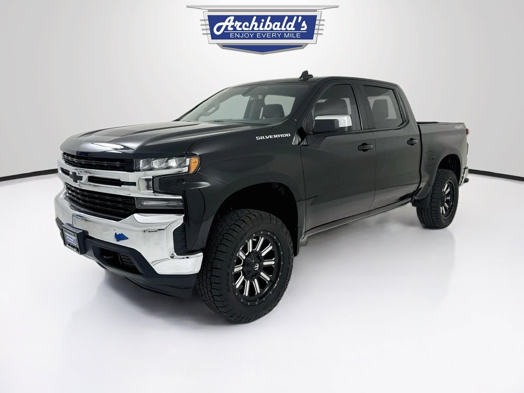 Used 2020 Chevrolet Silverado 1500 LT w/ Fleet Comfort Package AWD/4WD image 3