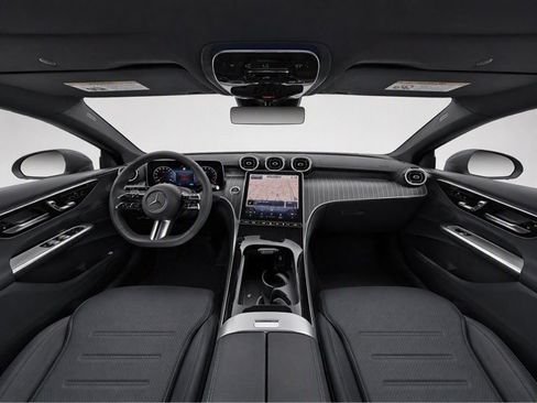 Used 2024 Mercedes-Benz GLC 300 4MATIC image 21