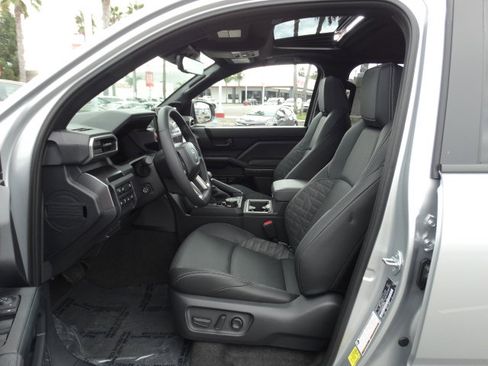 New 2025 Toyota 4Runner TRD Off-Road Premium image 10