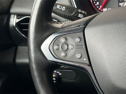 Used 2022 Chevrolet Traverse High Country image 30