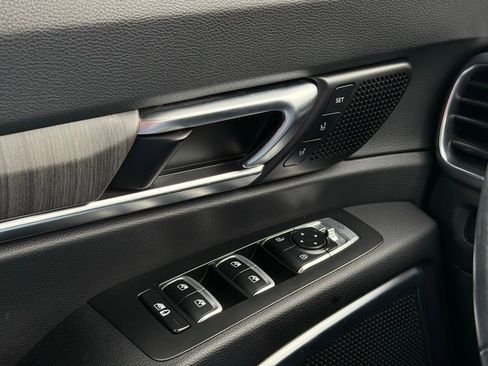 Certified 2023 Kia Telluride SX image 27