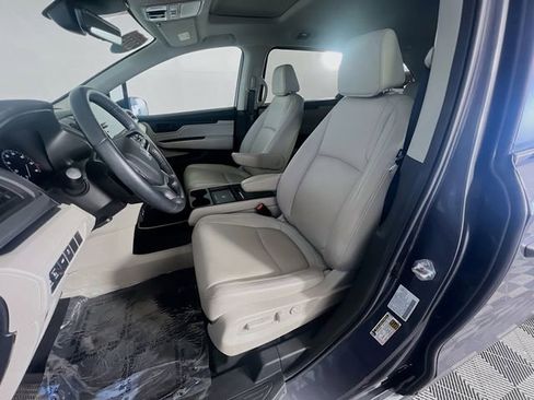 Used 2025 Honda Odyssey EX-L image 10