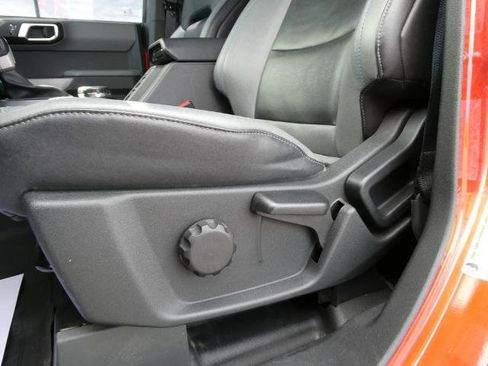 Certified 2023 Ford Bronco Black Diamond image 24