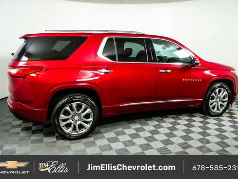 Used 2020 Chevrolet Traverse Premier AWD/4WD image 2