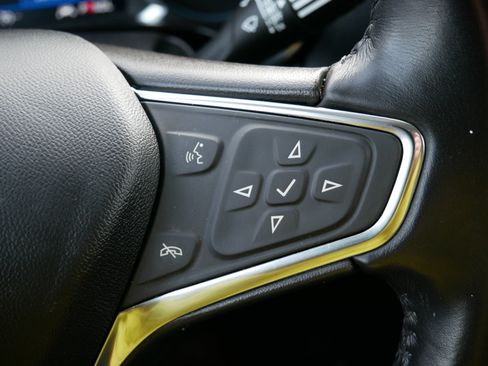 Used 2020 Chevrolet Equinox LT image 29