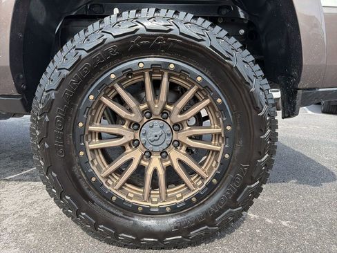 Used 2019 RAM 2500 Limited AWD/4WD image 14