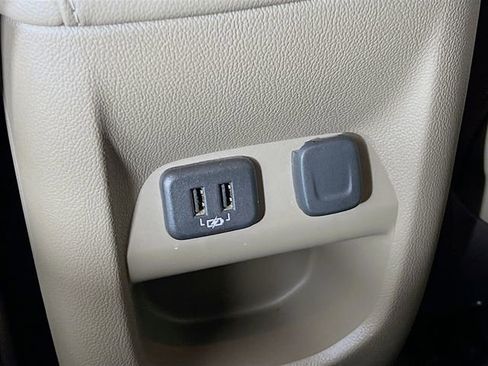 Used 2019 GMC Canyon SLT w/ Driver Alert Package image 32