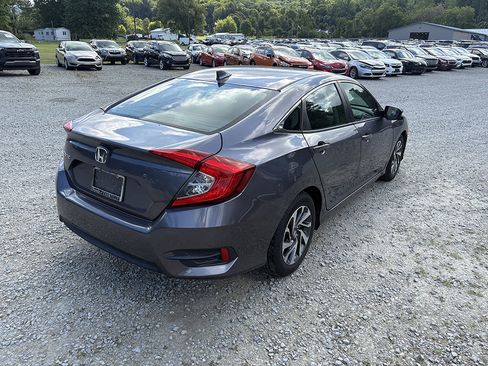 Used 2017 Honda Civic EX image 3