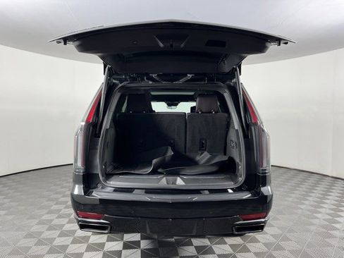 Used 2022 Cadillac Escalade Sport Platinum w/ LPO, ONYX Package AWD/4WD image 48