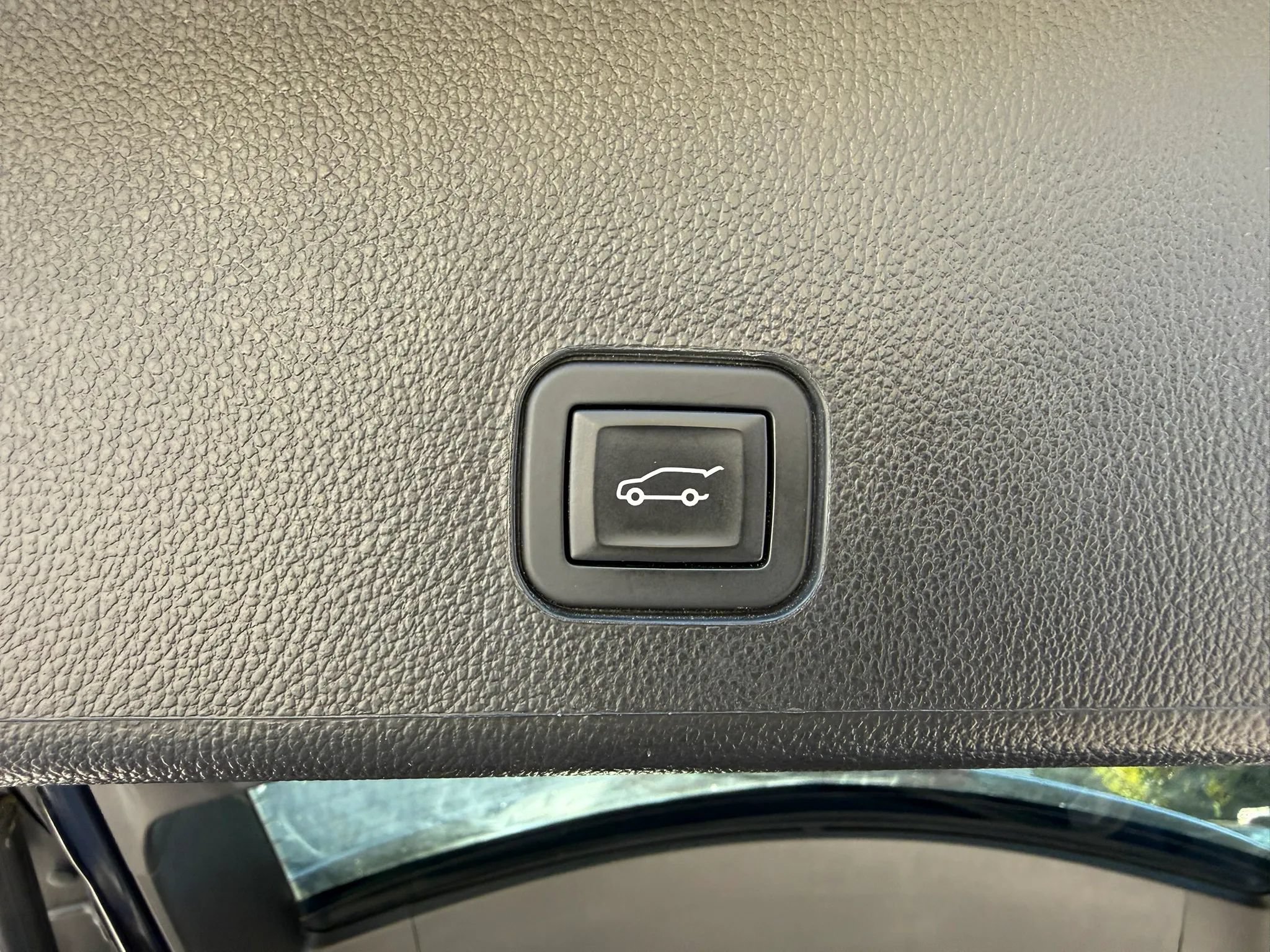 Used 2016 Cadillac SRX Performance w/ Driver Assist Package AWD/4WD image 12