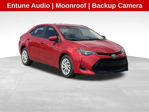 Used 2018 Toyota Corolla LE FWD image 1