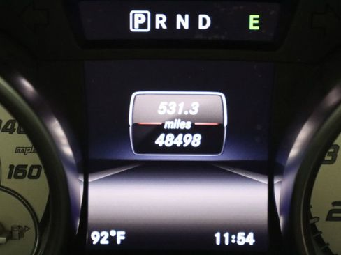 Used 2016 Mercedes-Benz SLK 300 image 24