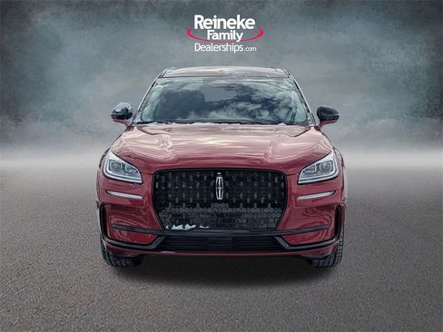 Used 2026 Lincoln Corsair Reserve image 2