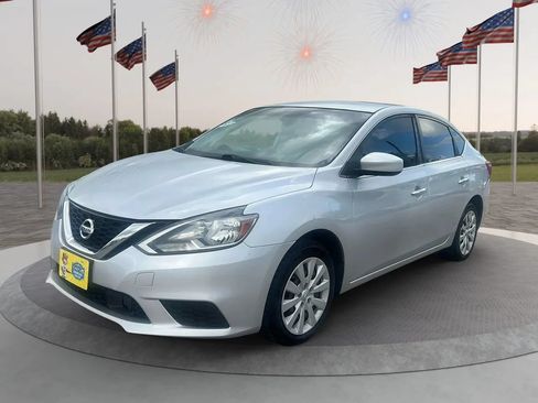 Used 2018 Nissan Sentra S FWD image 2
