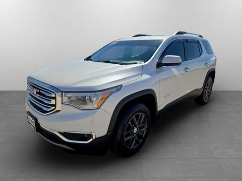 Used 2017 GMC Acadia SLT w/ LPO, Floor Liner Package image 11