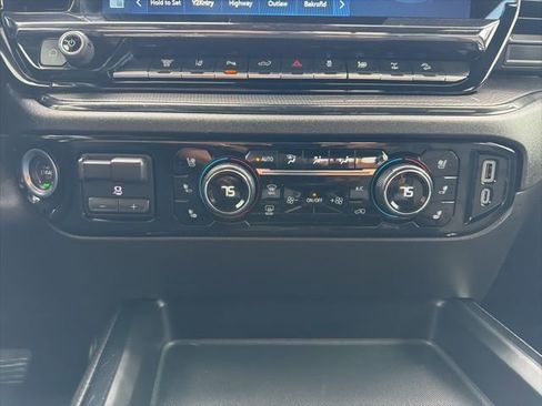 Used 2024 Chevrolet Silverado 2500 ZR2 w/ ZR2 Bison Edition image 28