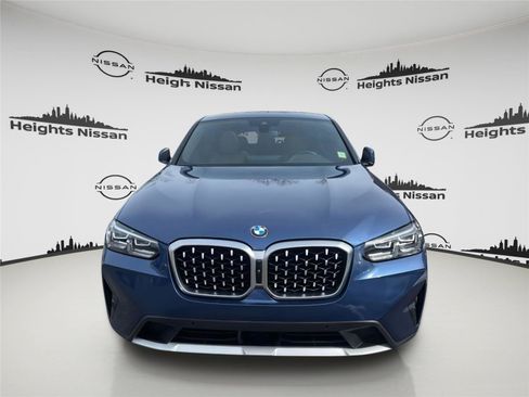 Used 2023 BMW X4 xDrive30i w/ Parking Assistance Package image 6