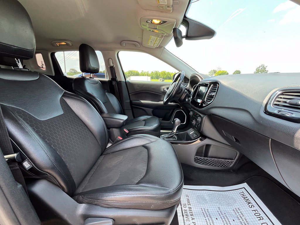 Used 2021 Jeep Compass Latitude FWD image 36