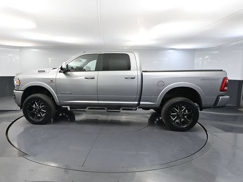 Used 2022 RAM 2500 Laramie AWD/4WD image 11