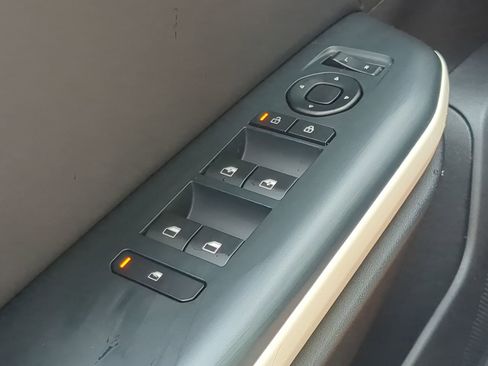 New 2025 Kia K4 GT-Line w/ GT-Line Premium Package image 21