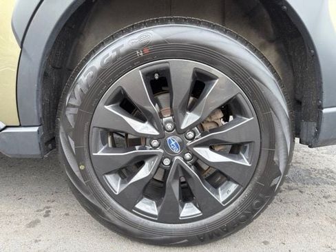 Used 2025 Subaru Outback Onyx Edition AWD/4WD image 30