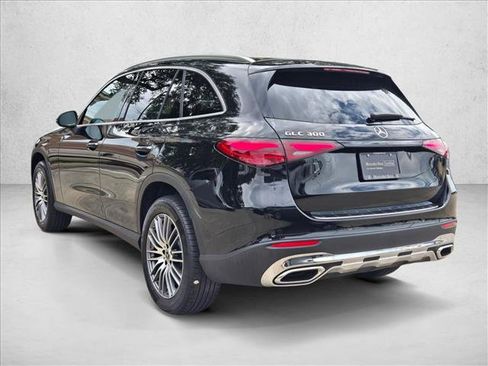 Certified 2026 Mercedes-Benz GLC 300 image 8