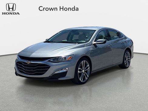Used 2024 Chevrolet Malibu LT FWD image 1