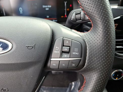 Used 2025 Ford Escape ST-Line FWD image 18