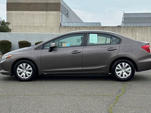 Used 2012 Honda Civic LX image 9