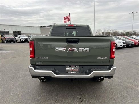 New 2026 RAM 1500 4x4 Crew Cab image 6
