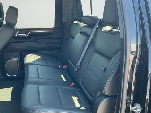 Used 2024 GMC Sierra 2500 Denali w/ Denali Reserve Package AWD/4WD image 20