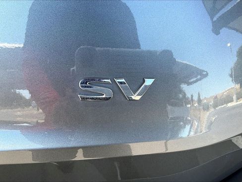 Used 2023 Nissan Rogue SV FWD image 10