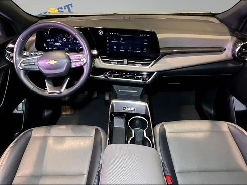 Used 2025 Chevrolet Equinox LT w/ Convenience Package II AWD/4WD image 8