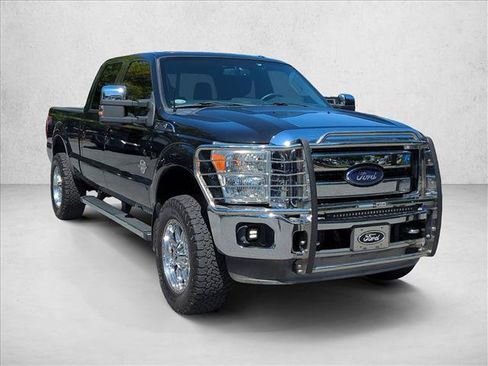 Used 2014 Ford F250 Lariat w/ Lariat Ultimate Package AWD/4WD image 3